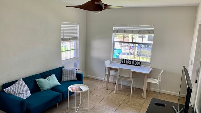 Building Photo - 30 NW 45th St