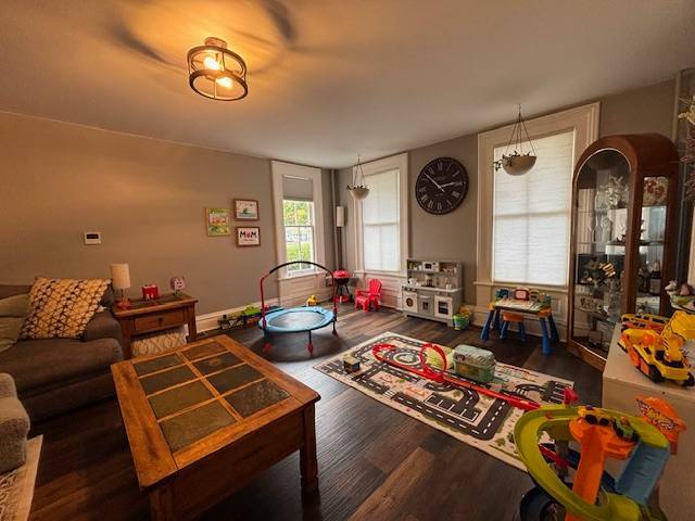 Building Photo - 122 Saratoga Ave