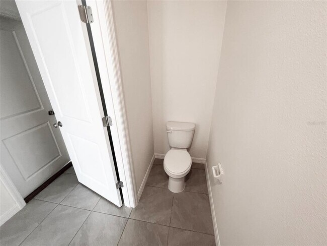 Building Photo - 8756 Milestone Dr