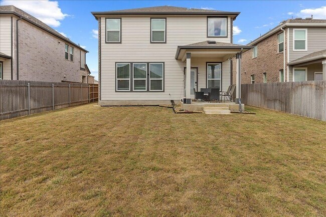 Building Photo - 4531 Avellino Dr