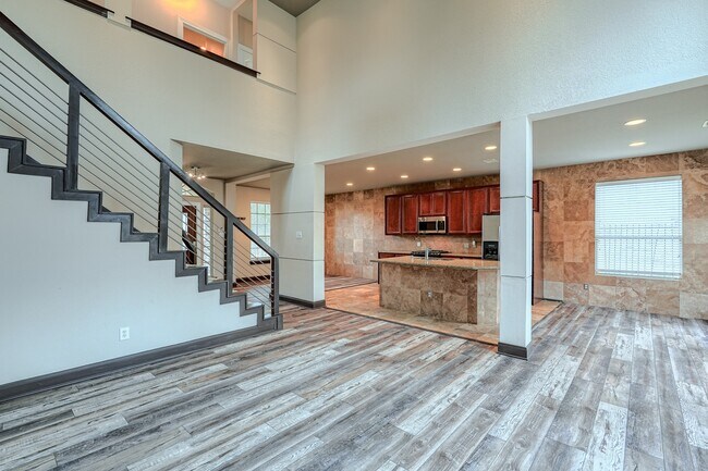 Building Photo - 42 Rocky Point Ct