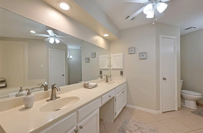 Building Photo - 13310 Meisterwood Dr