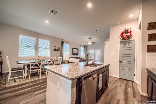 Building Photo - 13211 Antelope Run