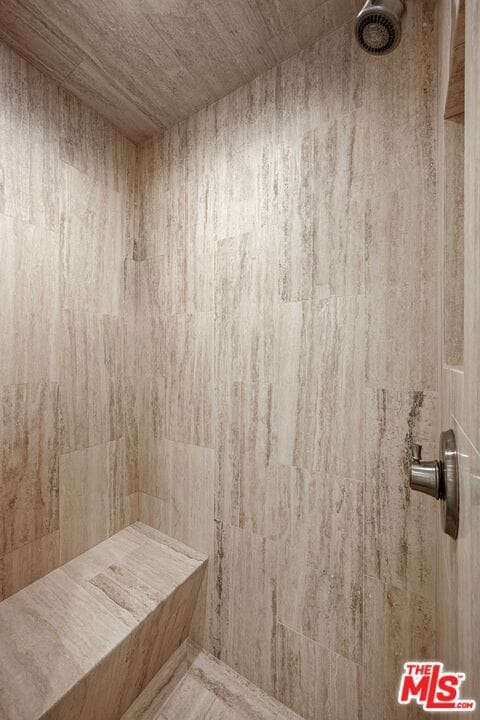 Building Photo - 816 S Catalina Ave