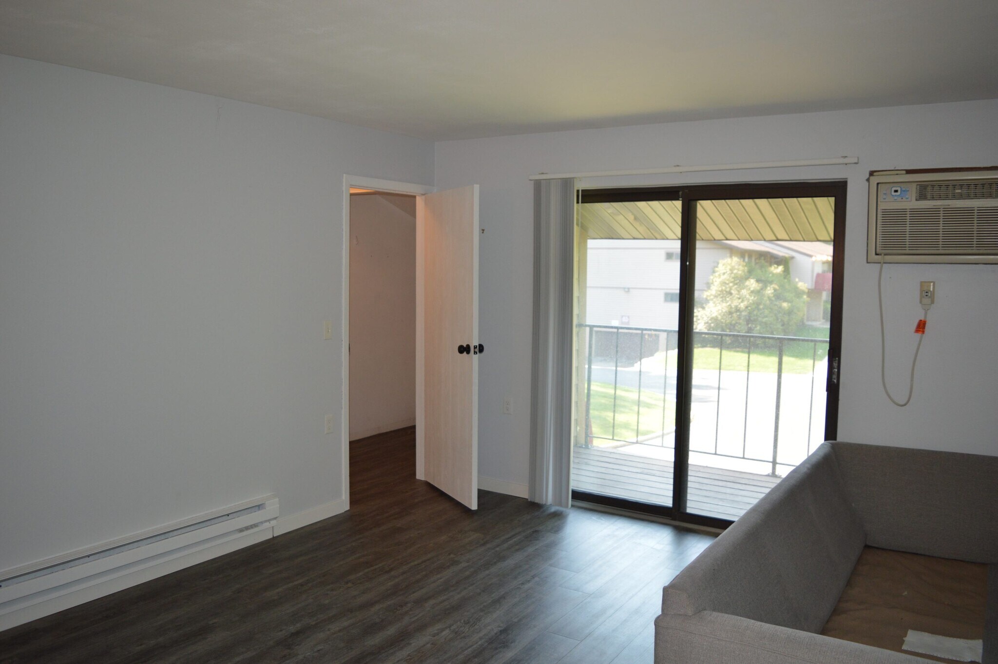 Building Photo - 5333 Brody Dr