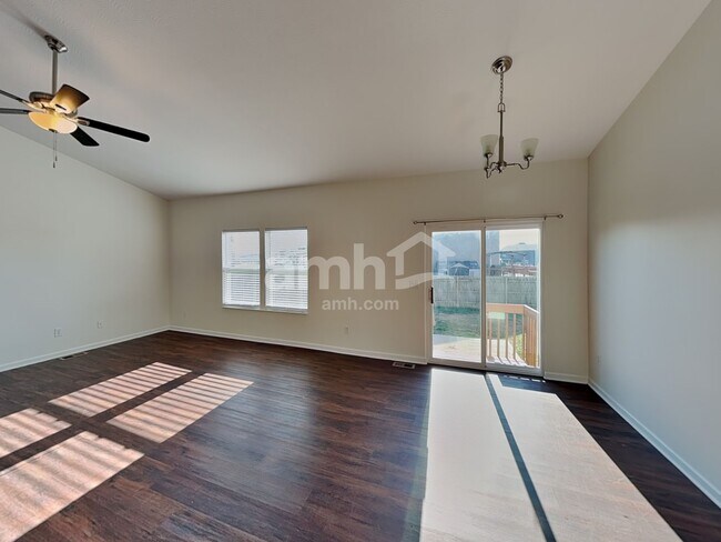 Building Photo - 337 Karst Cir