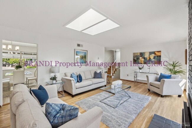 Building Photo - Marinwood Home on Corner Lot with Over 200...