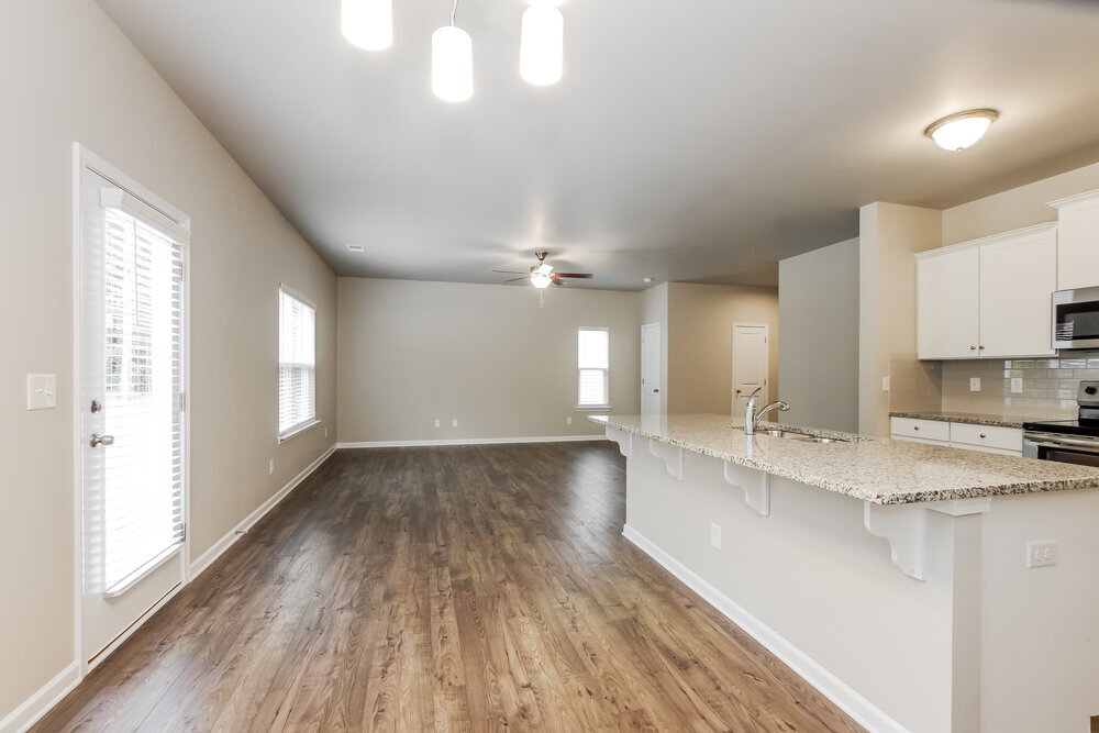Building Photo - 204 Neal Dr