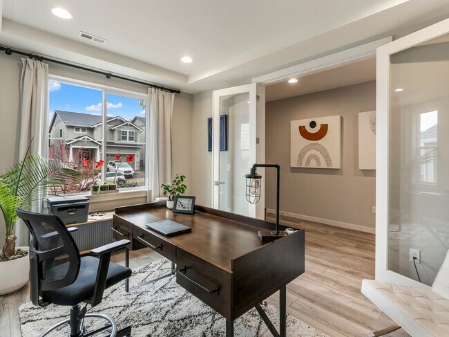 Building Photo - Stunning 4 Bed/2.5 Bath Modern Farmhouse in Scouters Mountain - HV