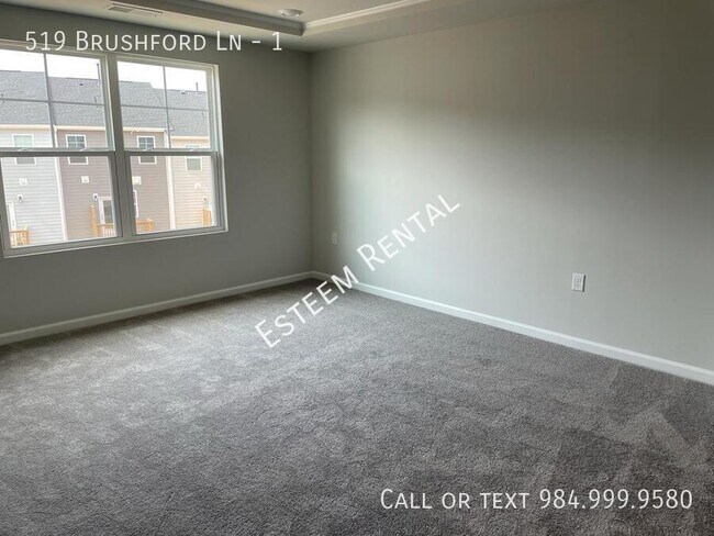 Building Photo - 519 Brushford Ln