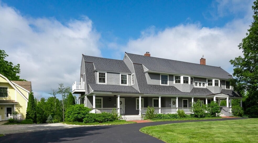 Building Photo - 26 N Main, 3