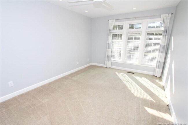 Building Photo - 3908 Littlefield Ct