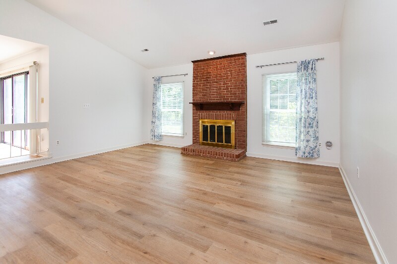 Building Photo - 8507 Kirehenbaum