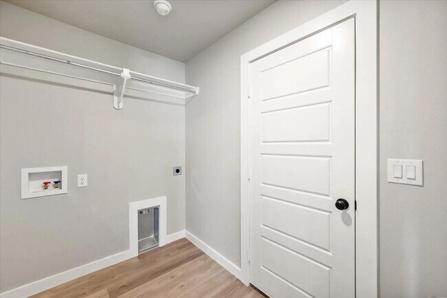 Building Photo - 6929 10th St