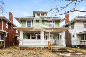 Building Photo - 38 N Pershing Ave