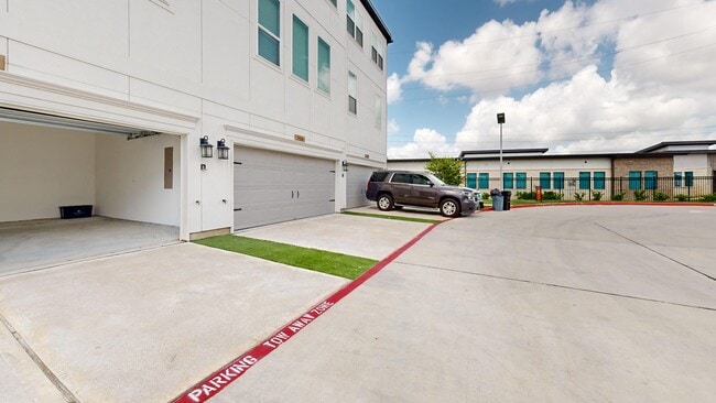 Floorplan - Enclave at Mason Creek