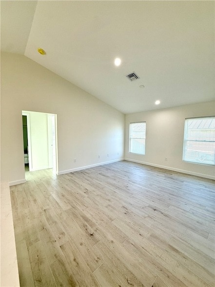 Building Photo - 1635 22nd Ave SW