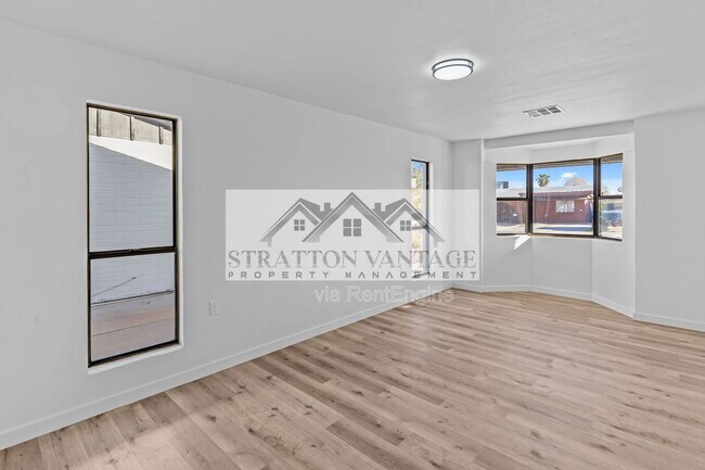 Building Photo - 7428 E Carol Cir