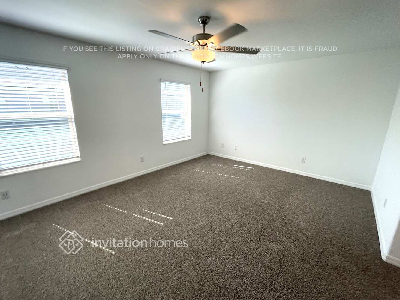 Building Photo - 8286 Crescent Oaks Dr