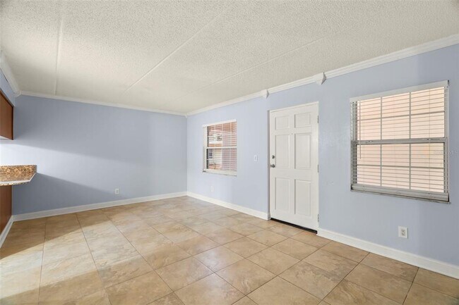 Building Photo - 120 S Church Ave