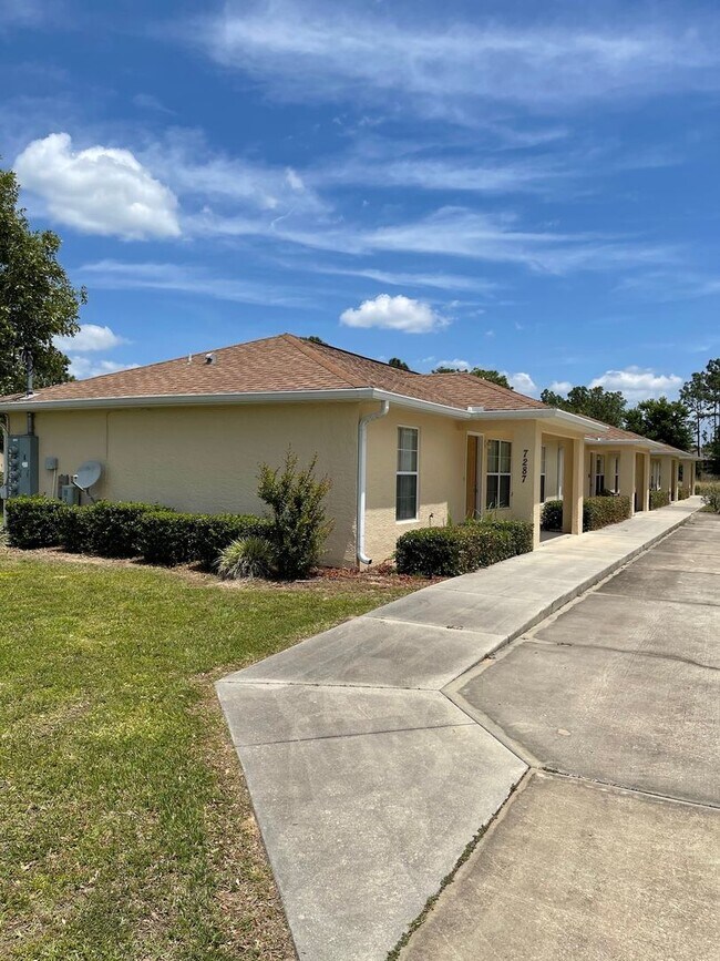 Building Photo - 7287 Midway Terrace