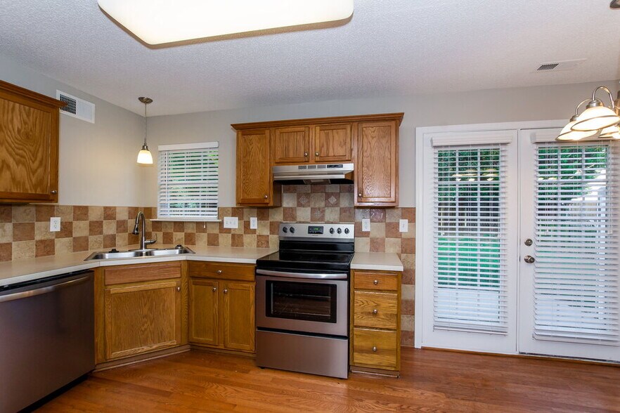 Building Photo - 15148 Leslie Brooke Rd