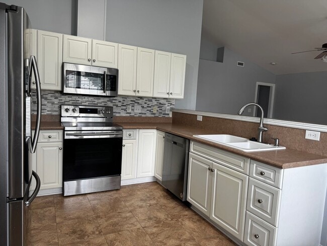 Building Photo - Carolina Pines Home