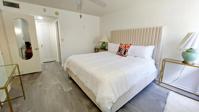 Building Photo - 367 S Federal Hwy