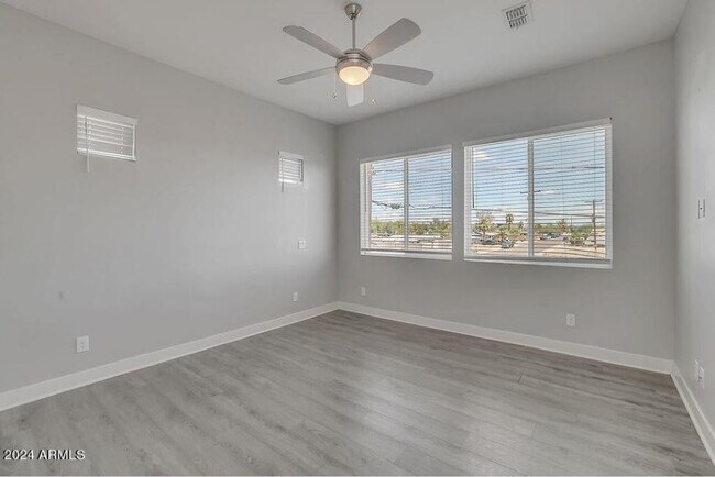 Building Photo - 1139 N Harold St