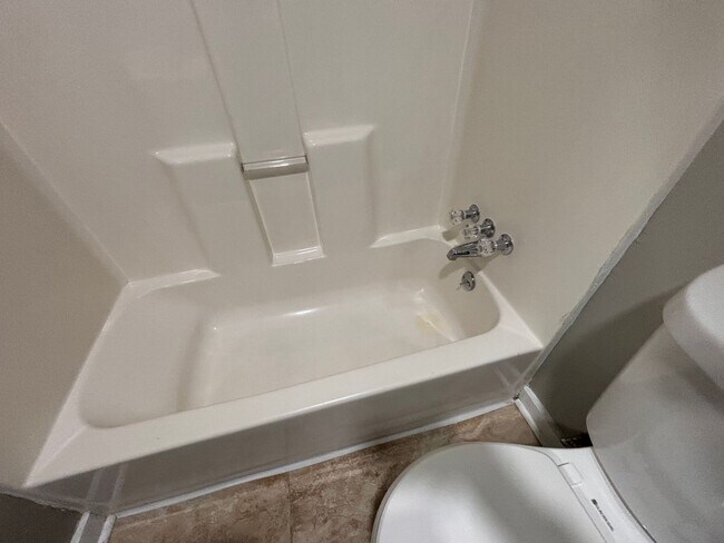 Building Photo - 3546 Debby Dr