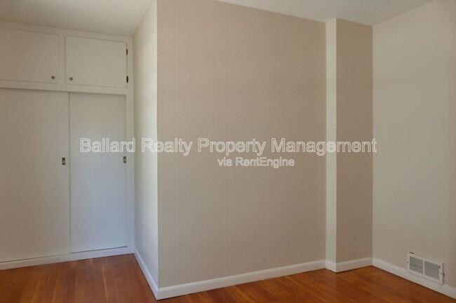 Building Photo - 1417 NW 60th St