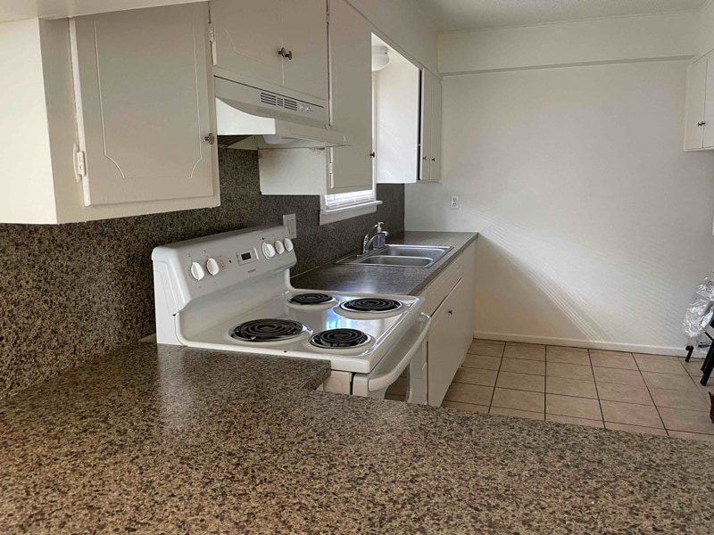 Building Photo - 1347 65th Dr
