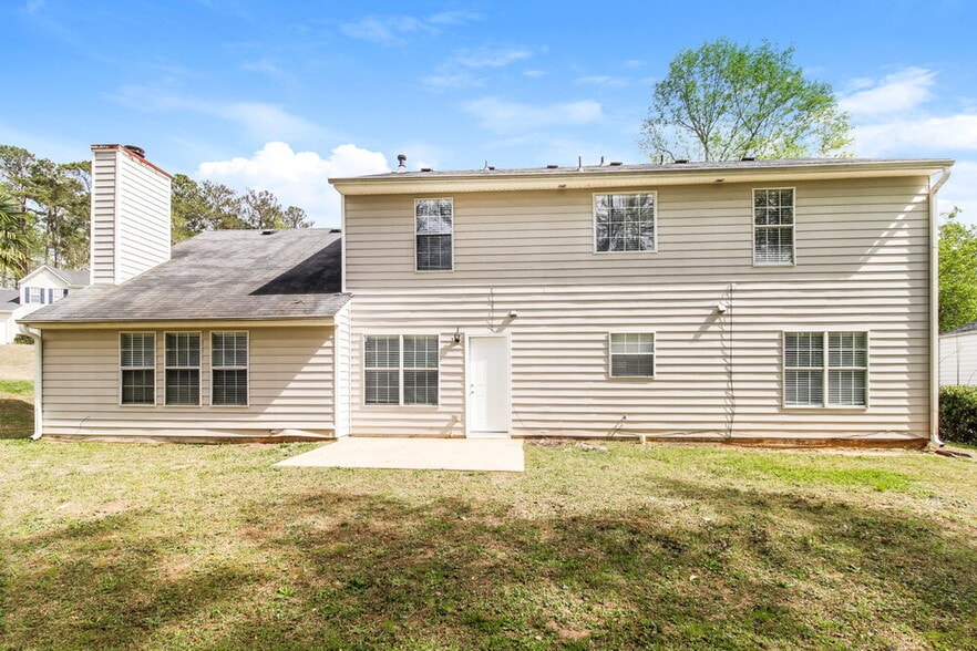 Building Photo - 6583 Carriage Ln