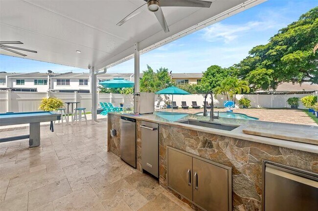 Building Photo - 4121 Eastridge Cir