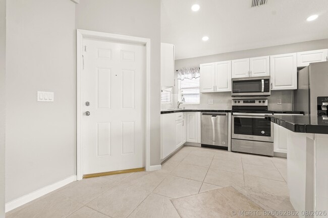 Building Photo - 1209 Pine Sage Cir