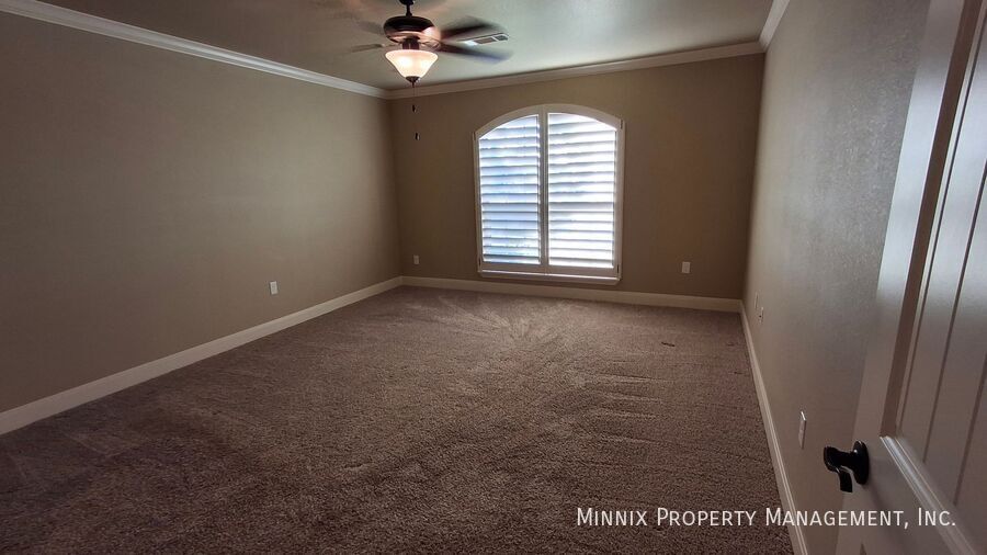 Building Photo - 7904 Legacy Pkwy