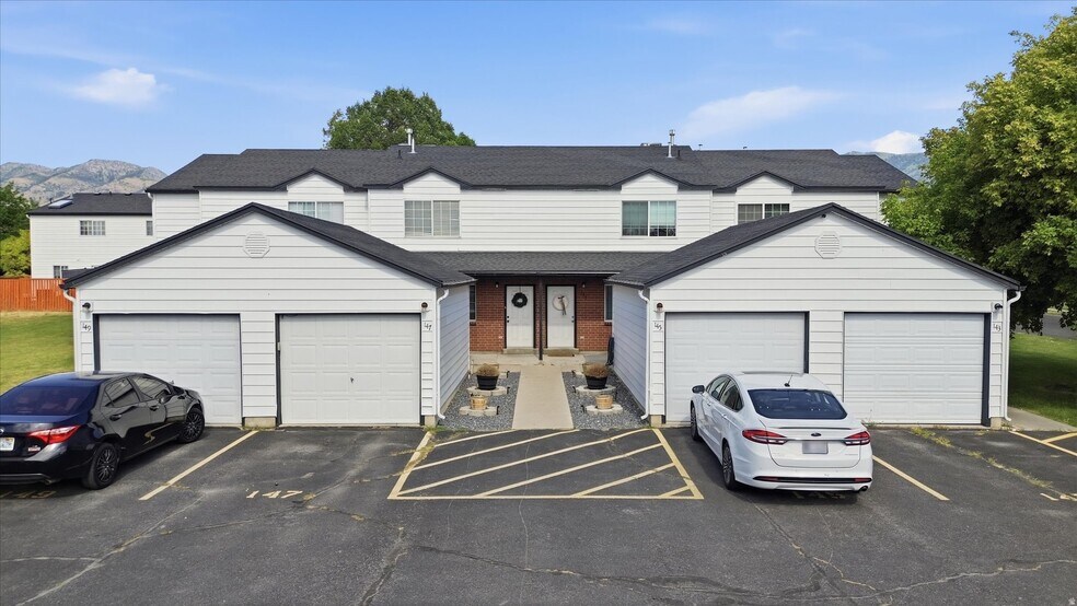 Building Photo - 147 W 1190 N