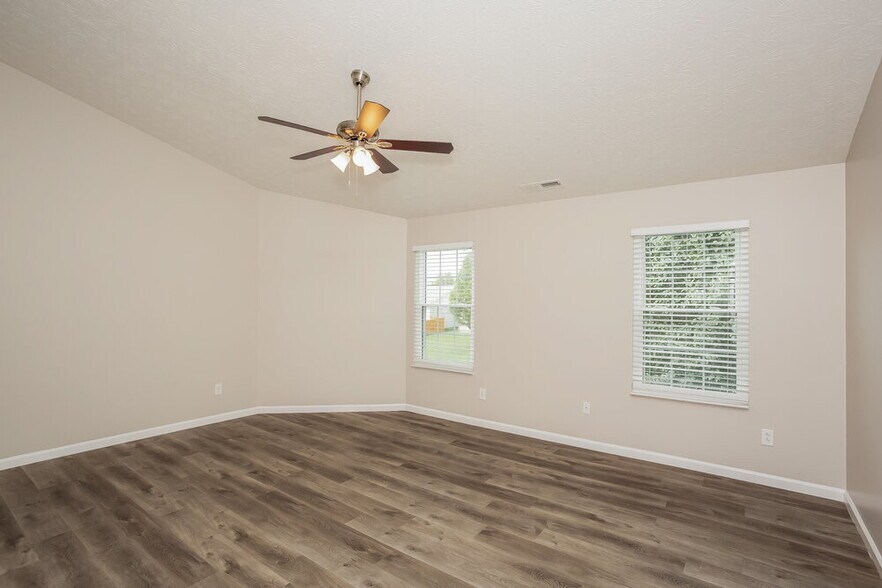 Building Photo - 11309 Seattle Slew Dr