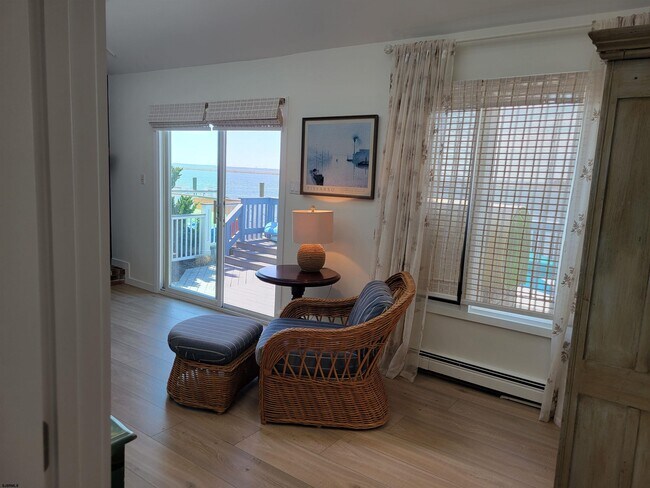 Building Photo - 8601 Fulton Ave