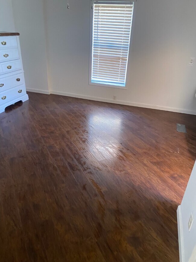 Building Photo - 72014 S 320 Ct