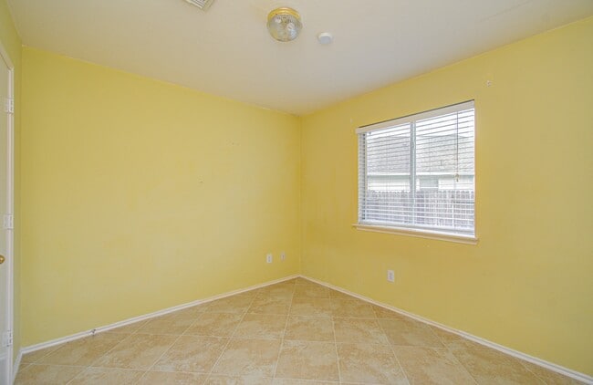 Building Photo - 11714 Sweet Willow Ct