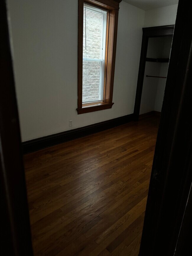 Building Photo - 2722 W Haddon Ave