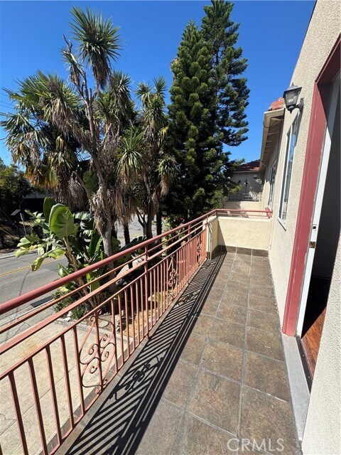 Building Photo - 1300 Benedict Dr