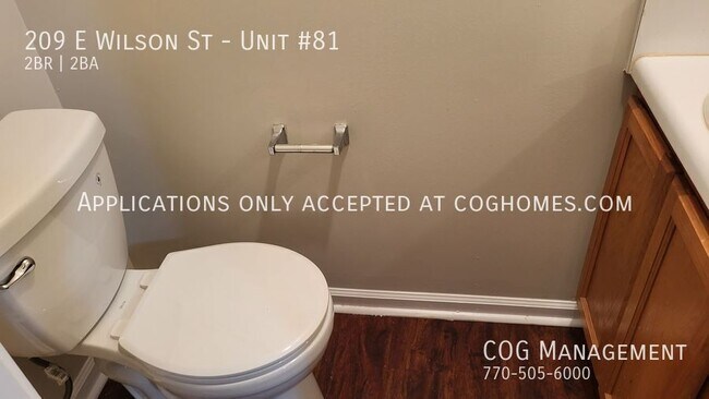 Building Photo - 209 E Wilson St