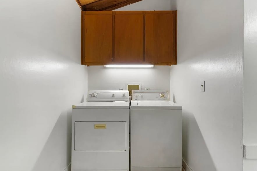 Building Photo - 2141 Awihi Pl