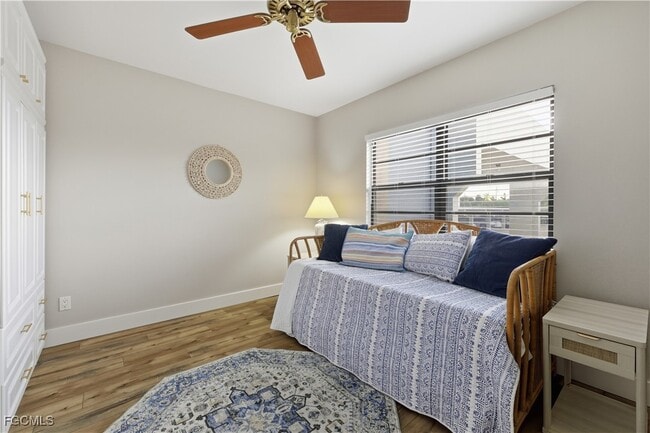 Building Photo - 1925 Clifford St