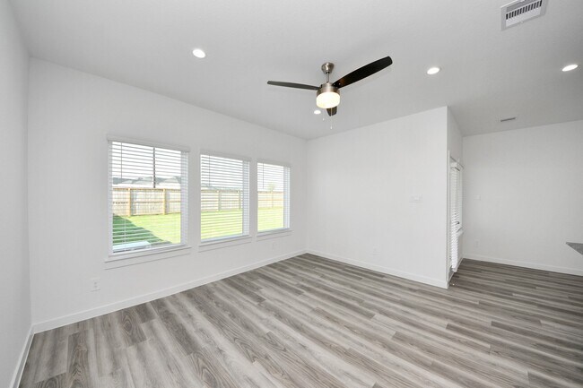 Building Photo - 10326 Penryn Frst Trl