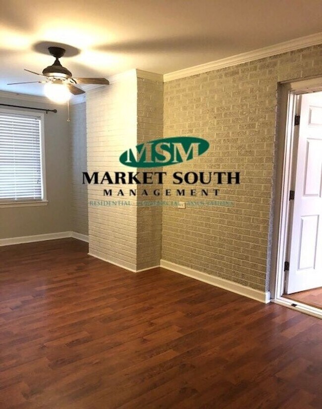 Building Photo - 5529 Habersham St