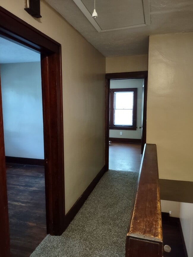 Building Photo - 1417 N 31st St