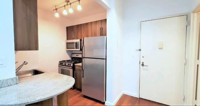 Building Photo - 1 bedroom in NEW YORK NY 10005